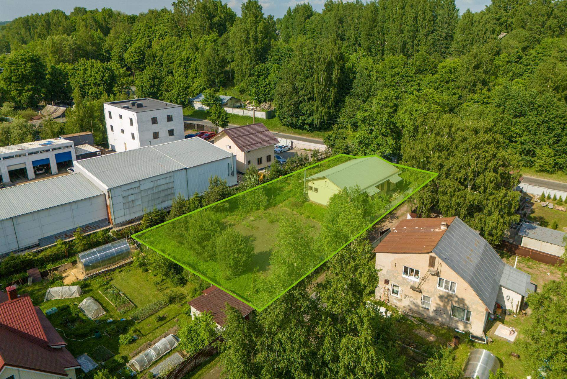 Продам торговое помещение 143.3 м.кв.