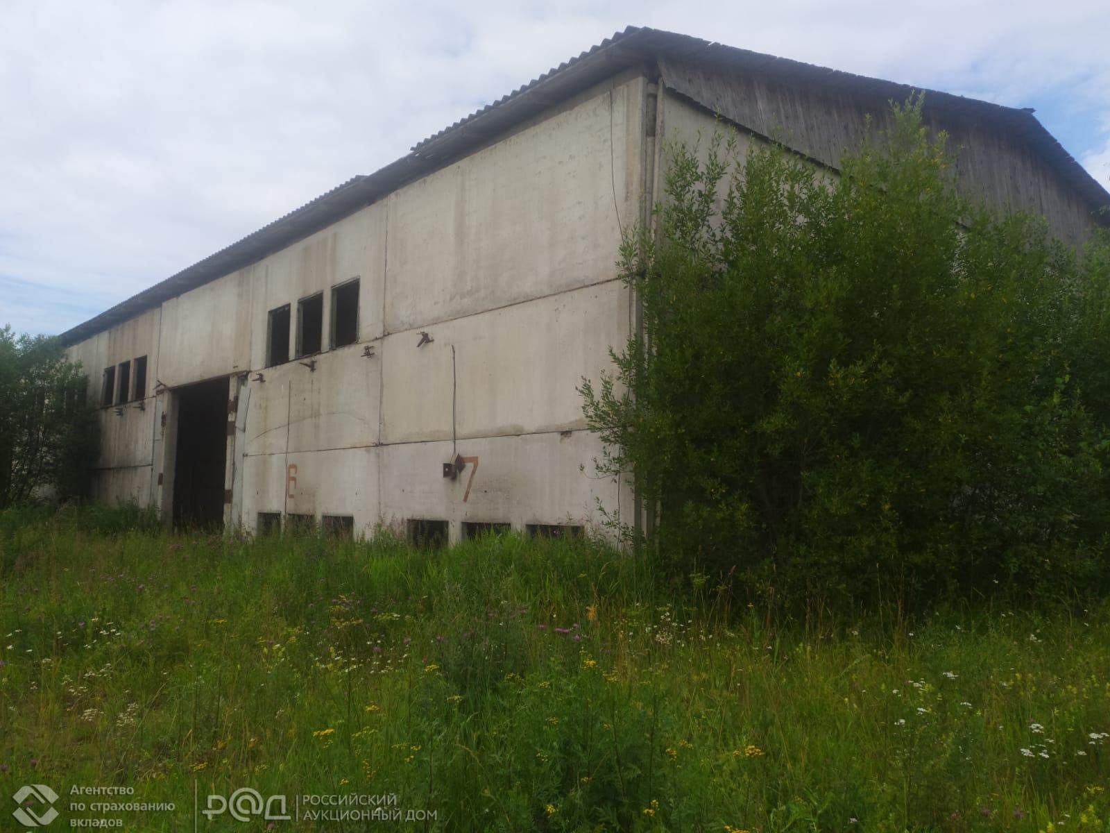 Продам торговое помещение 8315.6 м.кв.