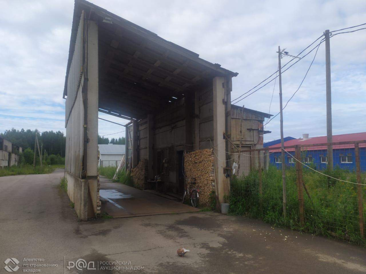 Продам торговое помещение 8315.6 м.кв.