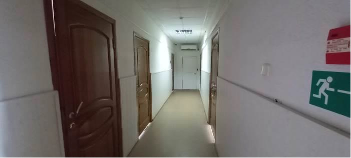 Продам торговое помещение 306.2 м.кв.