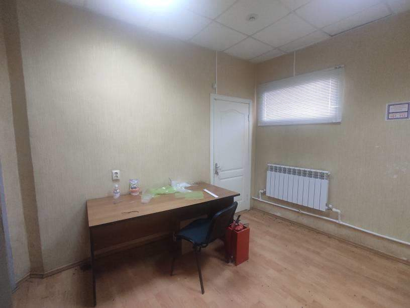 Продам торговое помещение 100.2 м.кв.