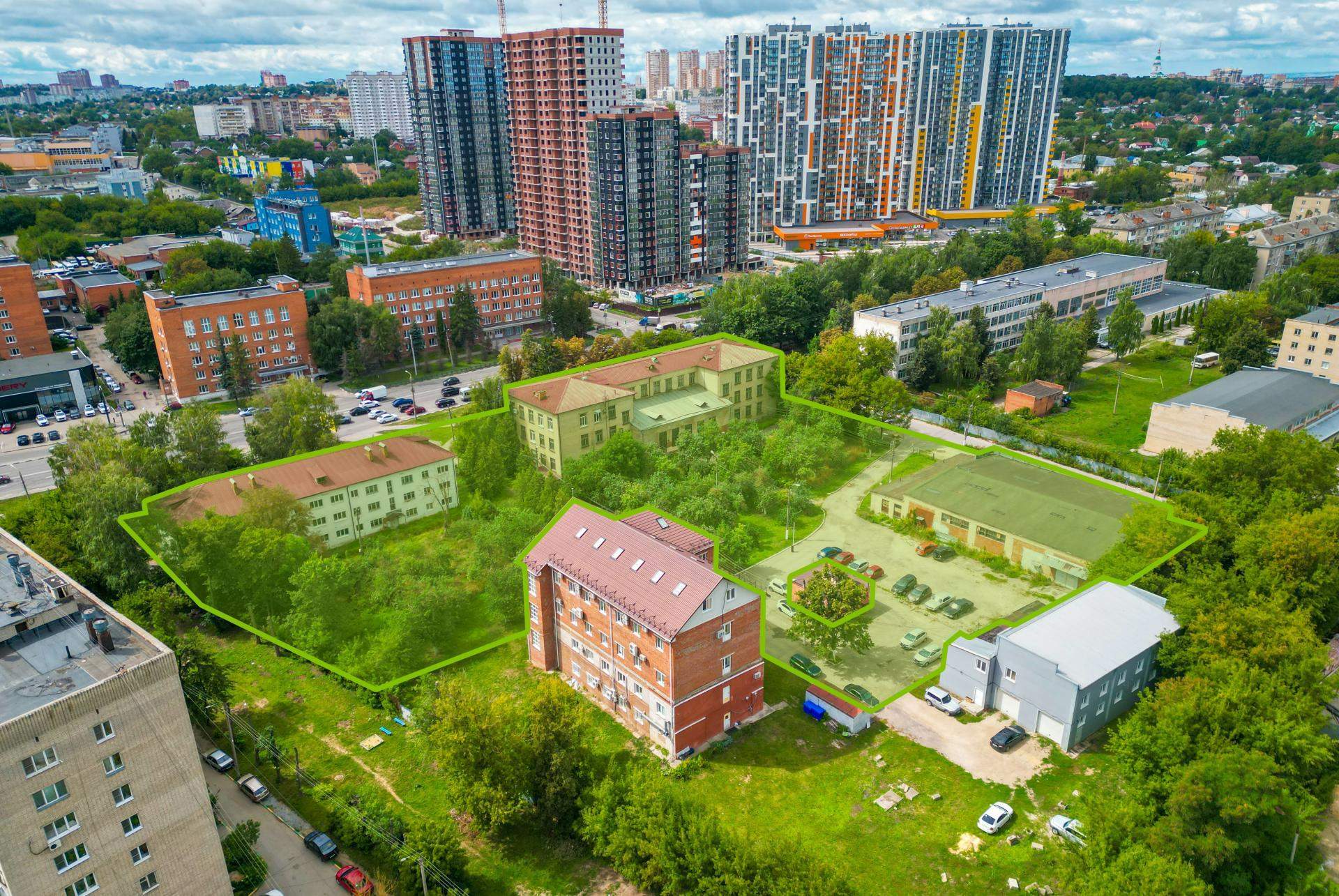 Продам торговое помещение 4311.1 м.кв.