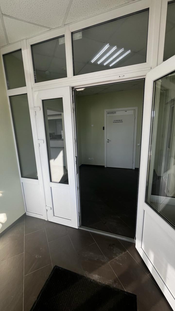 Продам торговое помещение 515.6 м.кв.