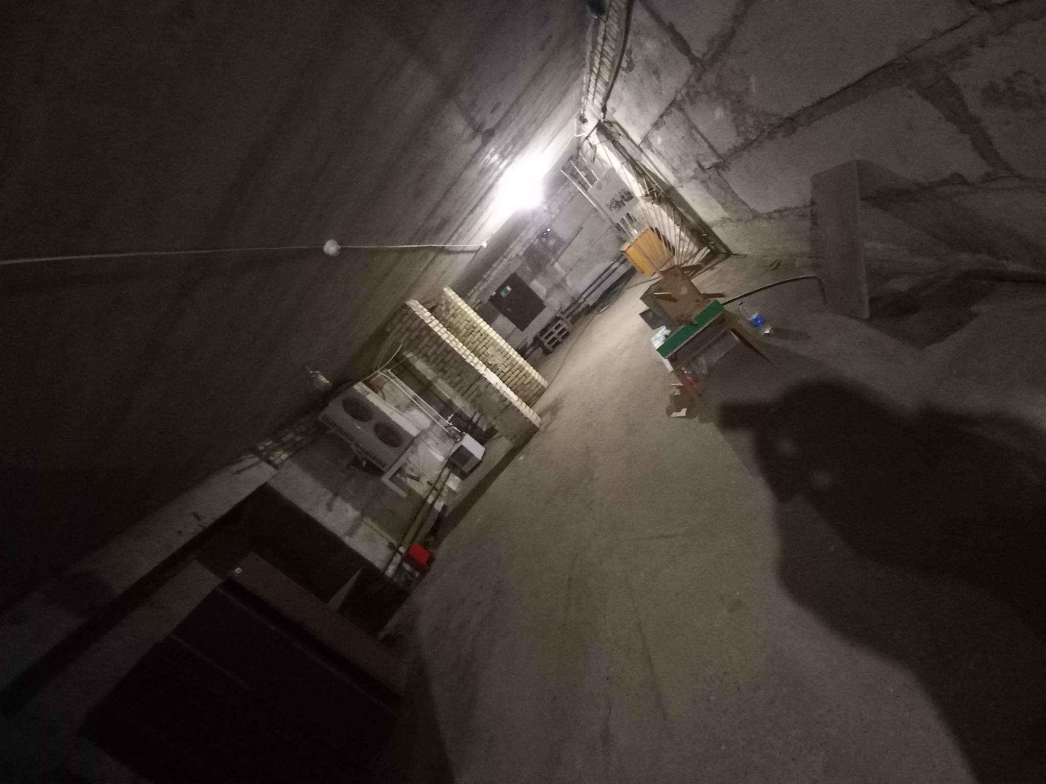 Продам торговое помещение 556 м.кв.