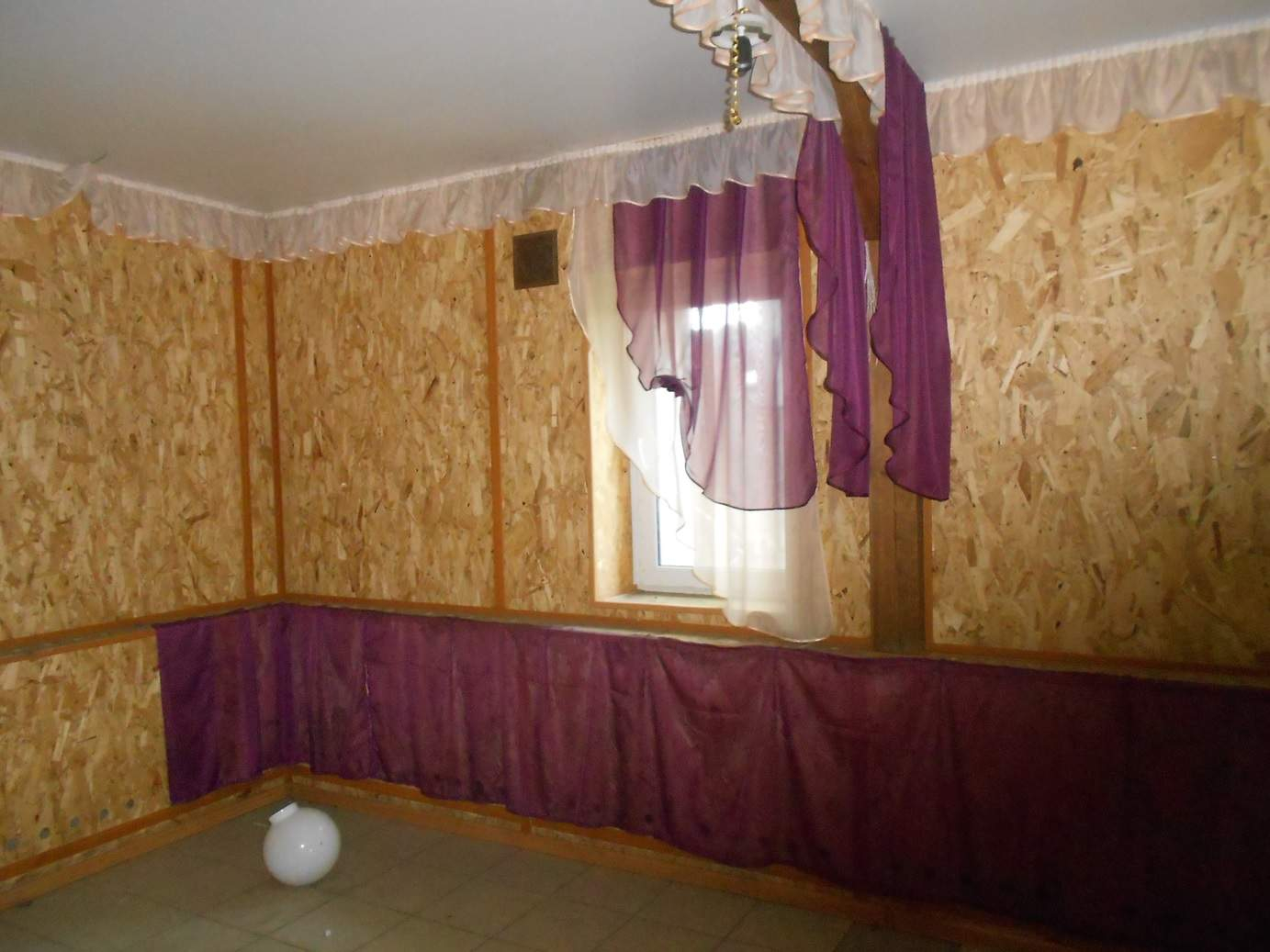 Продам торговое помещение 240.5 м.кв.