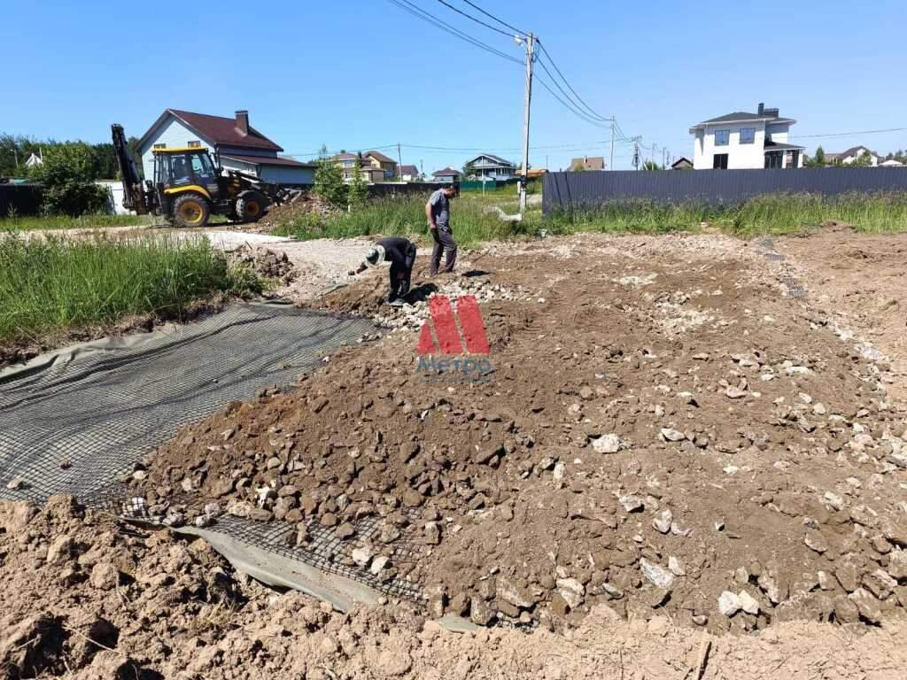 Продам земельный участок 2100 м.кв.