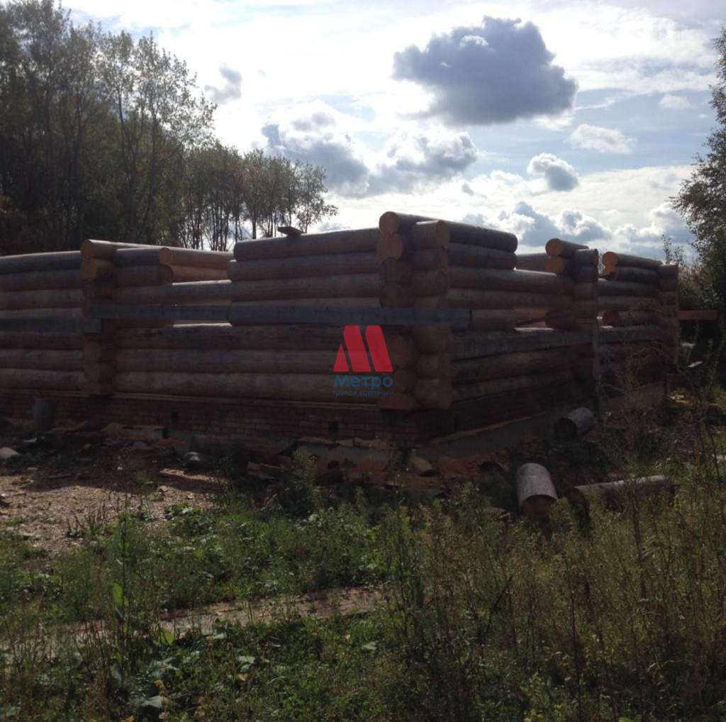 Продам земельный участок 2700 м.кв.