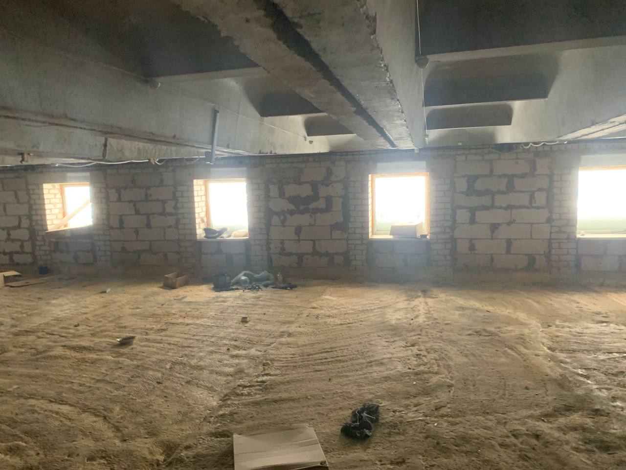 Продам торговое помещение 949.6 м.кв.