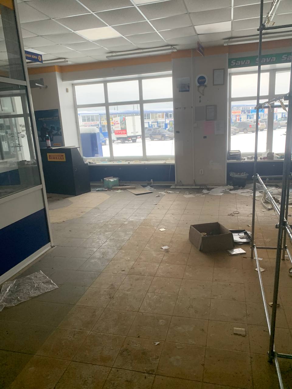 Продам торговое помещение 949.6 м.кв.