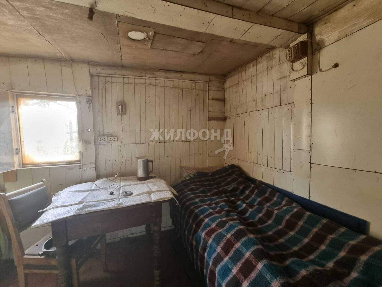 Продам земельный участок 883 м.кв.