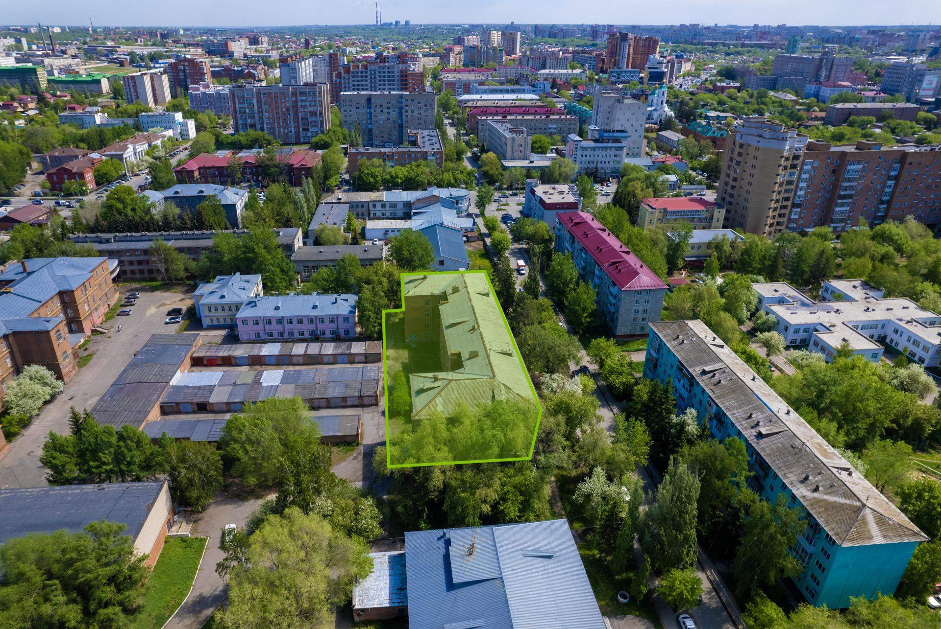 Продам торговое помещение 4142.8 м.кв.