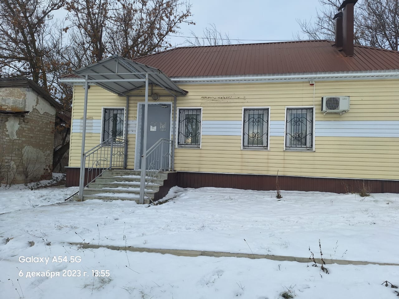 Продам торговое помещение 51.2 м.кв.