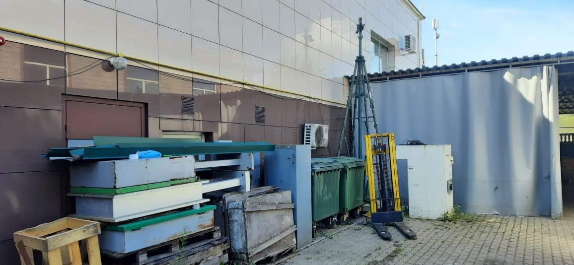 Продам торговое помещение 468.5 м.кв.