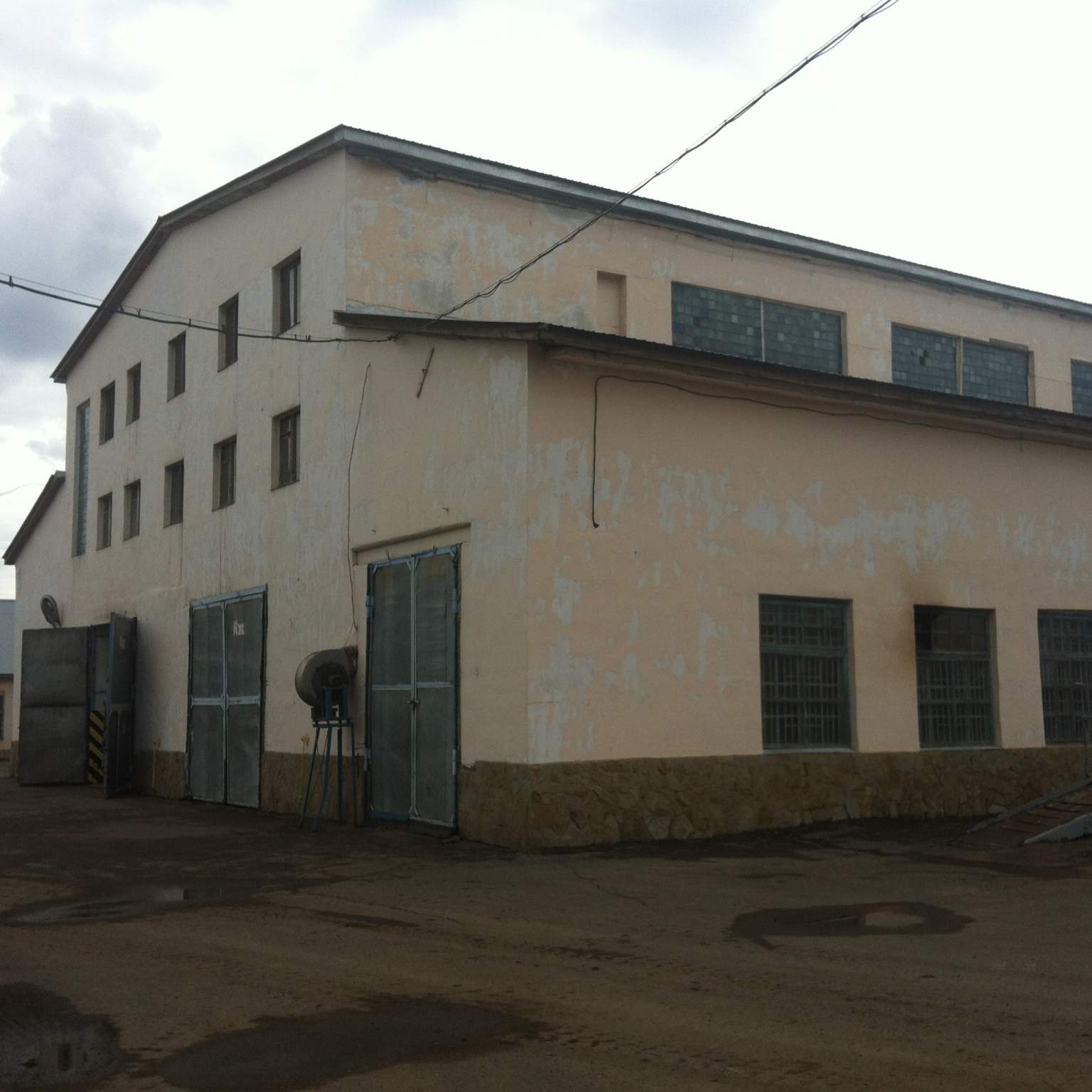 Продам производственное помещение 14231 м.кв.