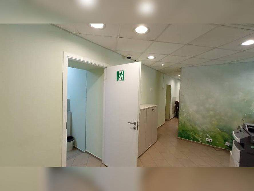 Продам офис 280.3 м.кв.