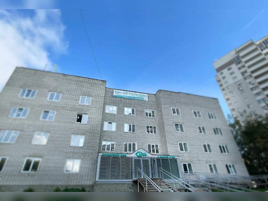 Продам офис 1968.5 м.кв.