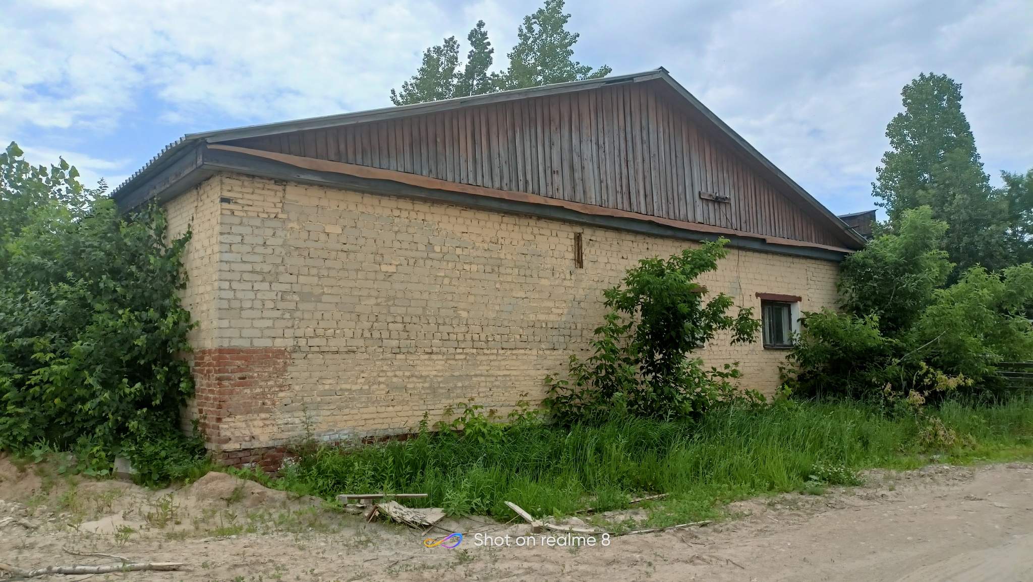 Продам склад 565.6 м.кв.