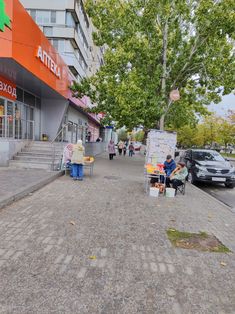 Сдам в аренду магазин 359.4 м.кв.