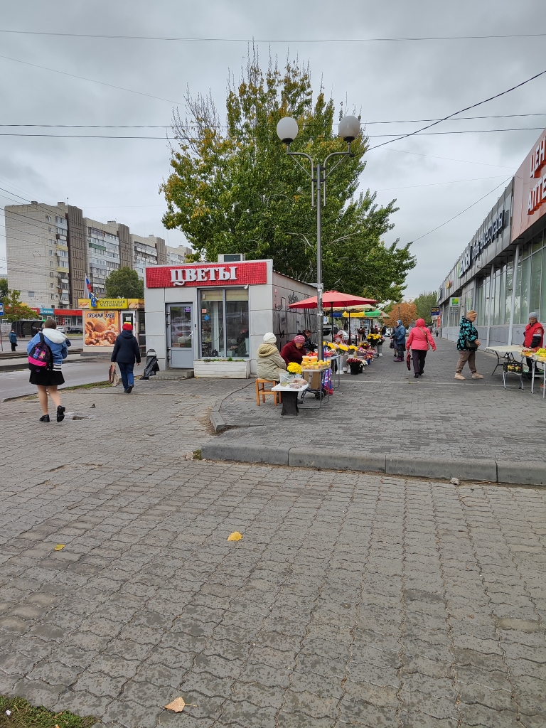 Сдам в аренду магазин 359.4 м.кв.