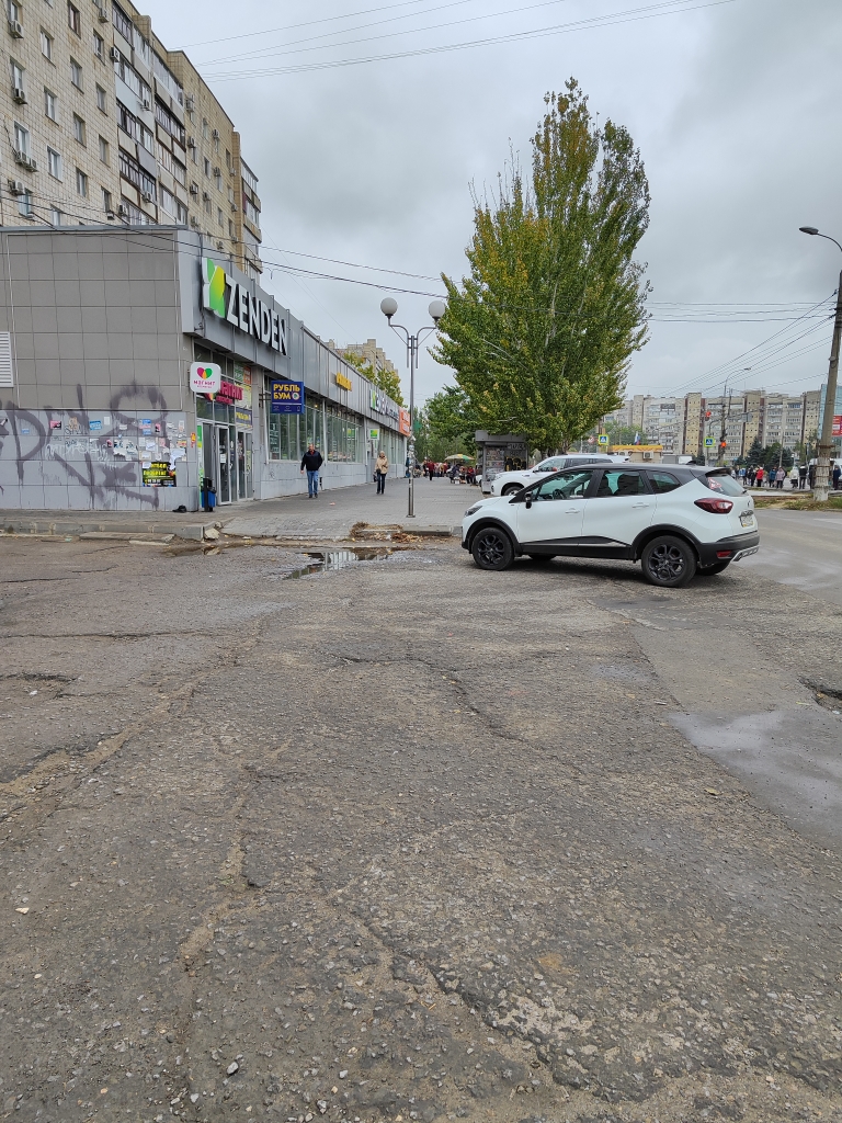 Сдам в аренду магазин 359.4 м.кв.