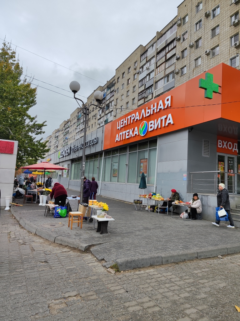 Сдам в аренду магазин 359.4 м.кв.