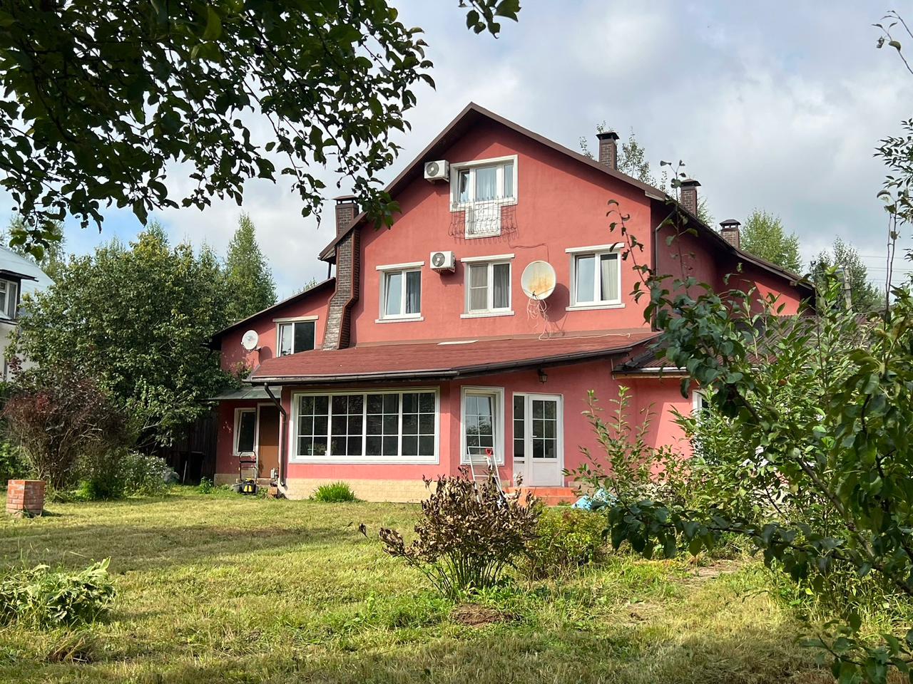 Дом на продажу в Химках, Международный квартал, 294 фото №1