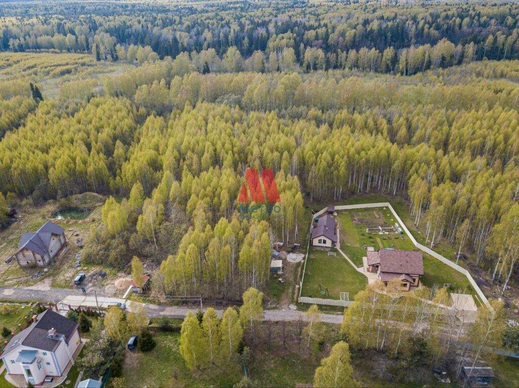 Продам земельный участок 2900 м.кв.