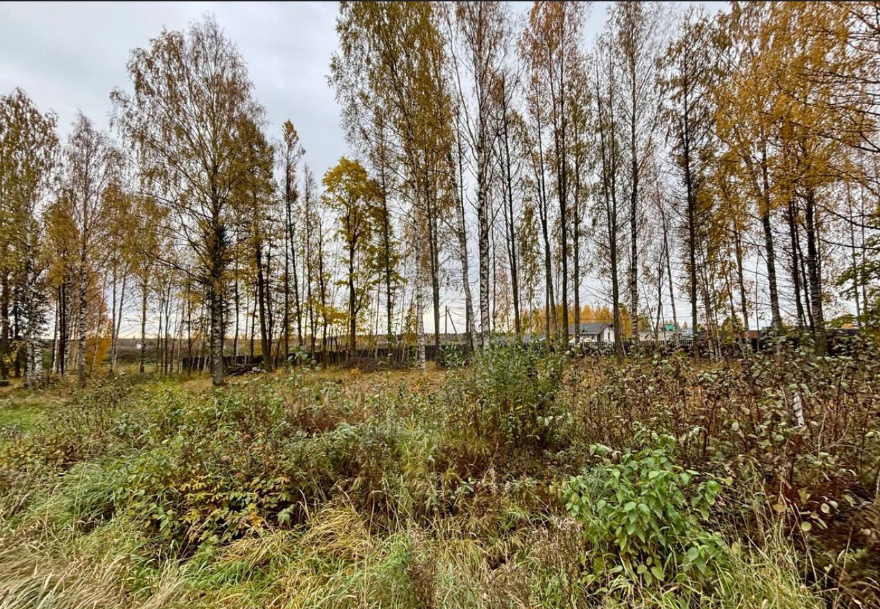 Продам земельный участок 690 м.кв.
