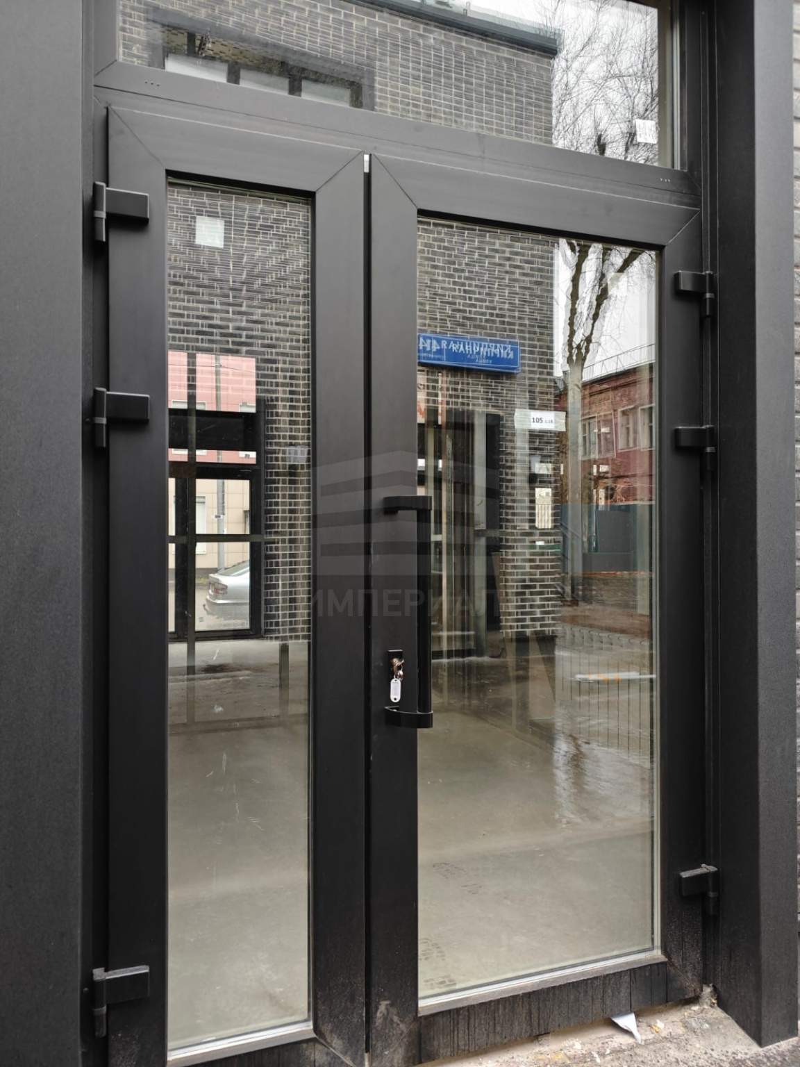 Фото: Продается коммерческое помещение с собственным отдельным входом 12.6м2 test