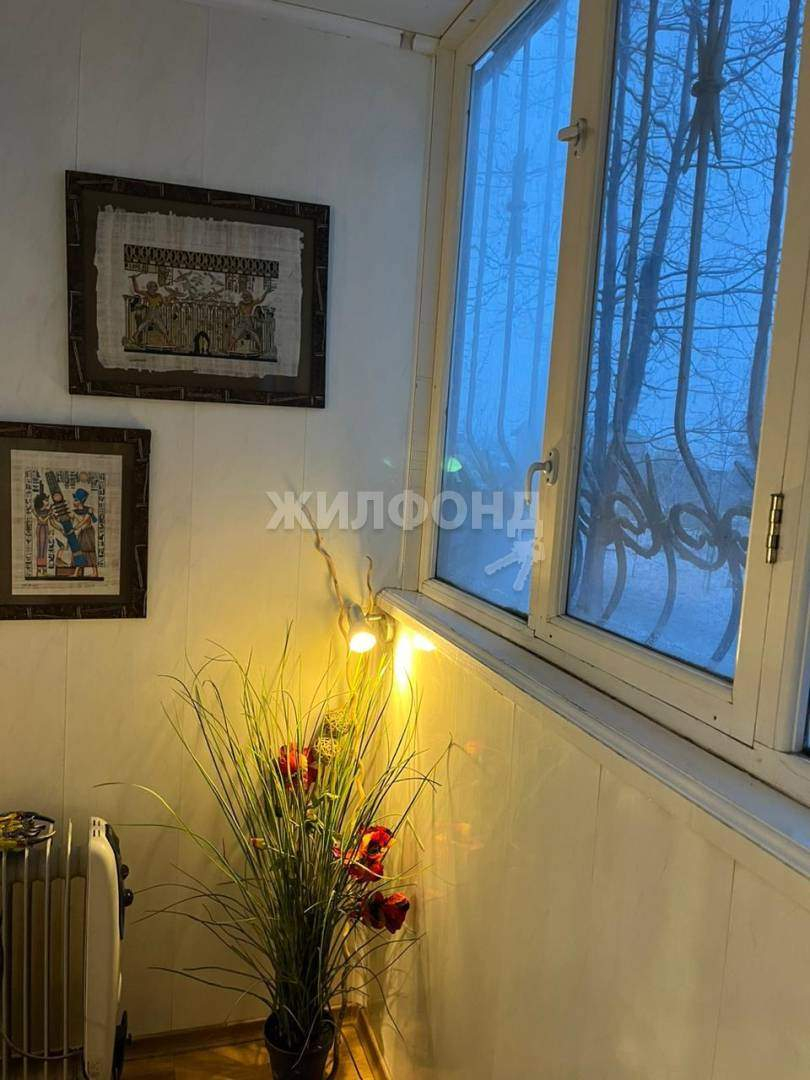 Квартира на продажу в Дятьково, 13-й микрорайон, 3 фото №11