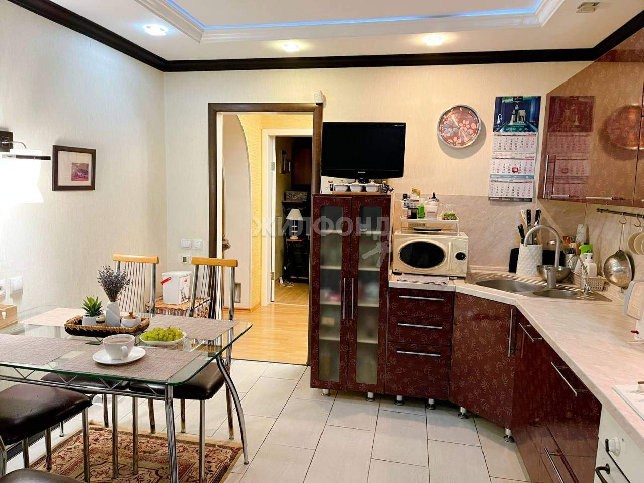 Квартира на продажу в Дятьково, 13-й микрорайон, 3 фото №1