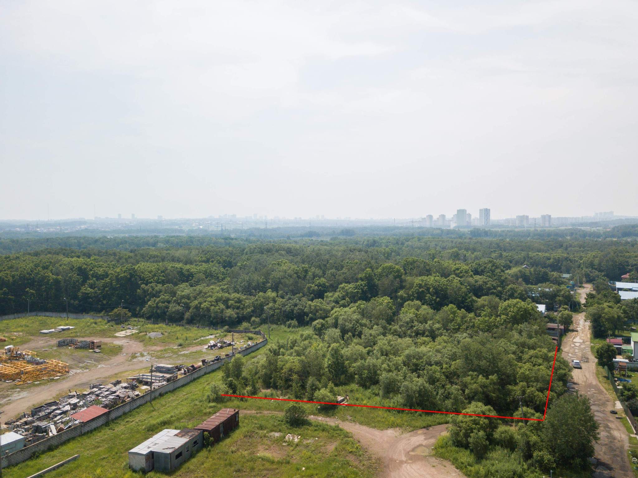 Продам земельный участок 4206 м.кв.