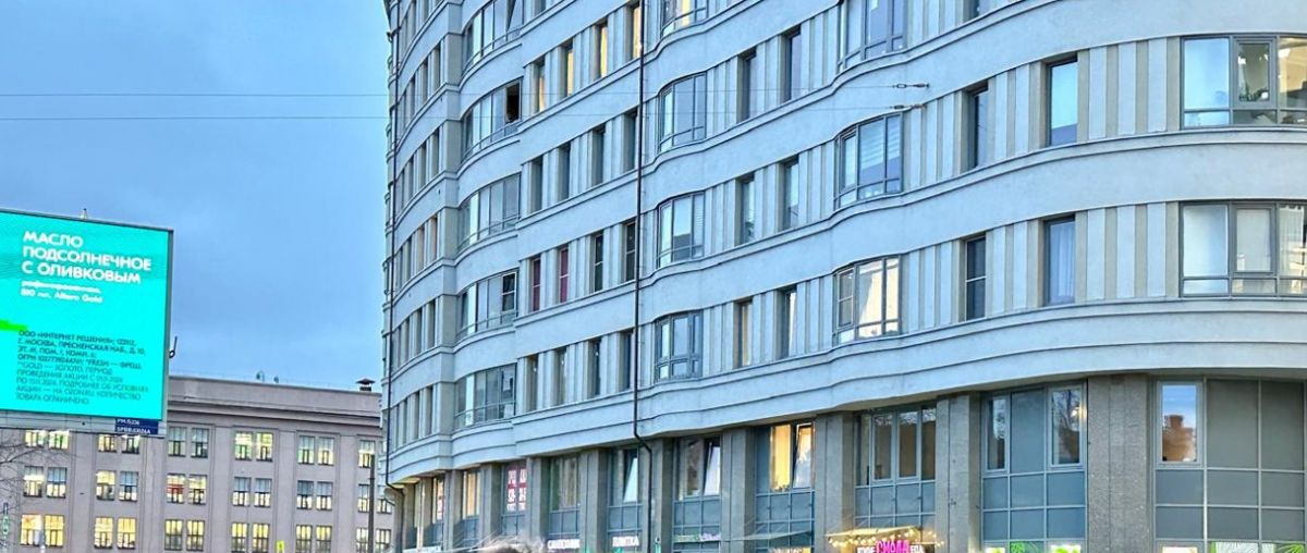 Сдам в аренду магазин 305 м.кв.