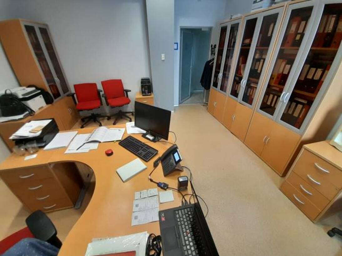 Продам помещение свободного назначения 1469.9 м.кв.