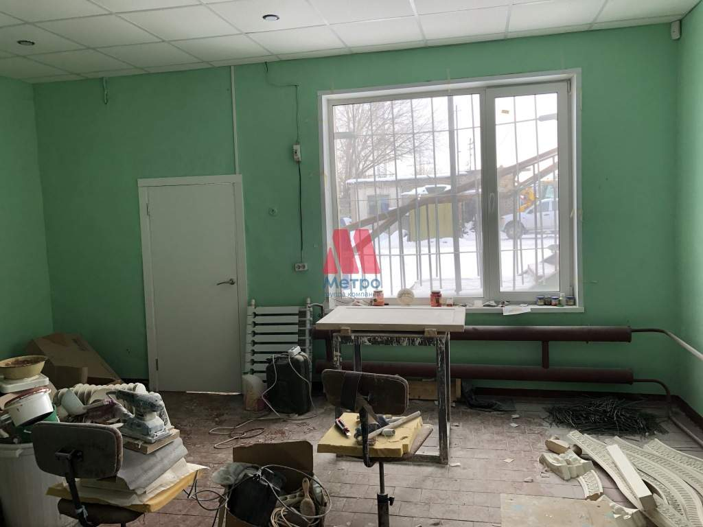 Сдам в аренду торговое помещение 249 м.кв.