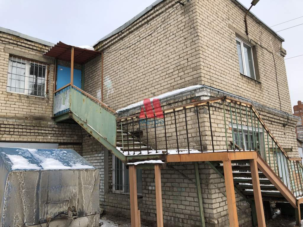 Сдам в аренду торговое помещение 249 м.кв.