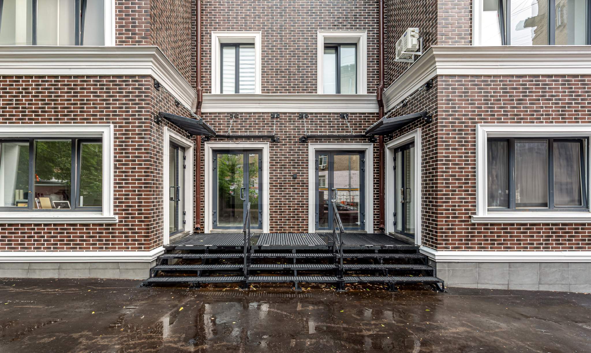 Сдам в аренду помещение свободного назначения 15.6 м.кв.