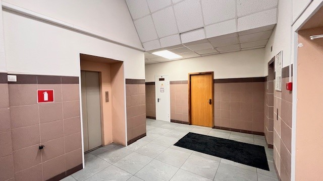 Сдам в аренду офис 82.5 м.кв.