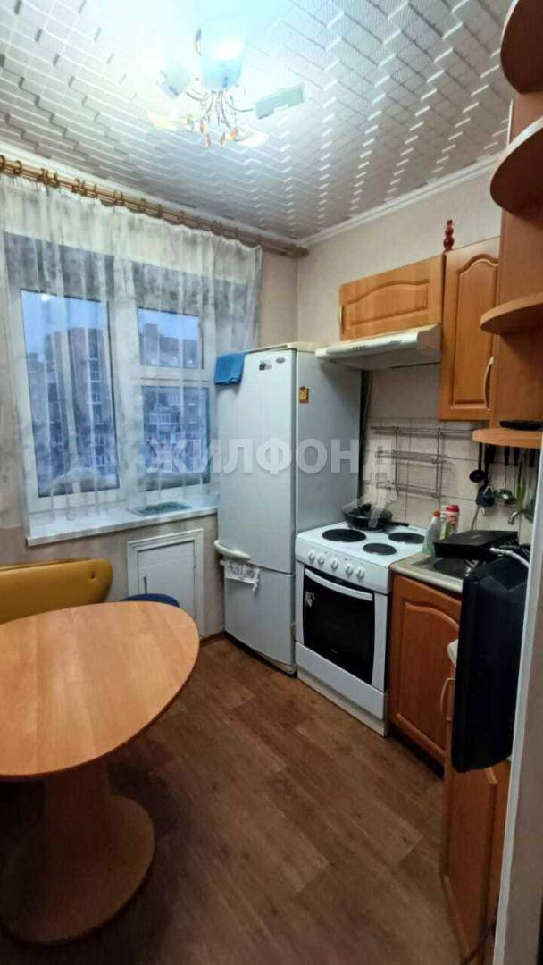 Квартира на продажу в Норильске, Металлургов площадь, 17 фото №1