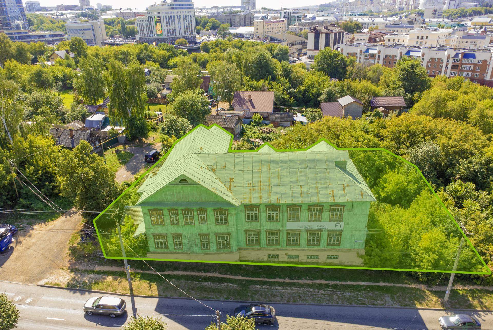 Продам торговое помещение 1042.6 м.кв.