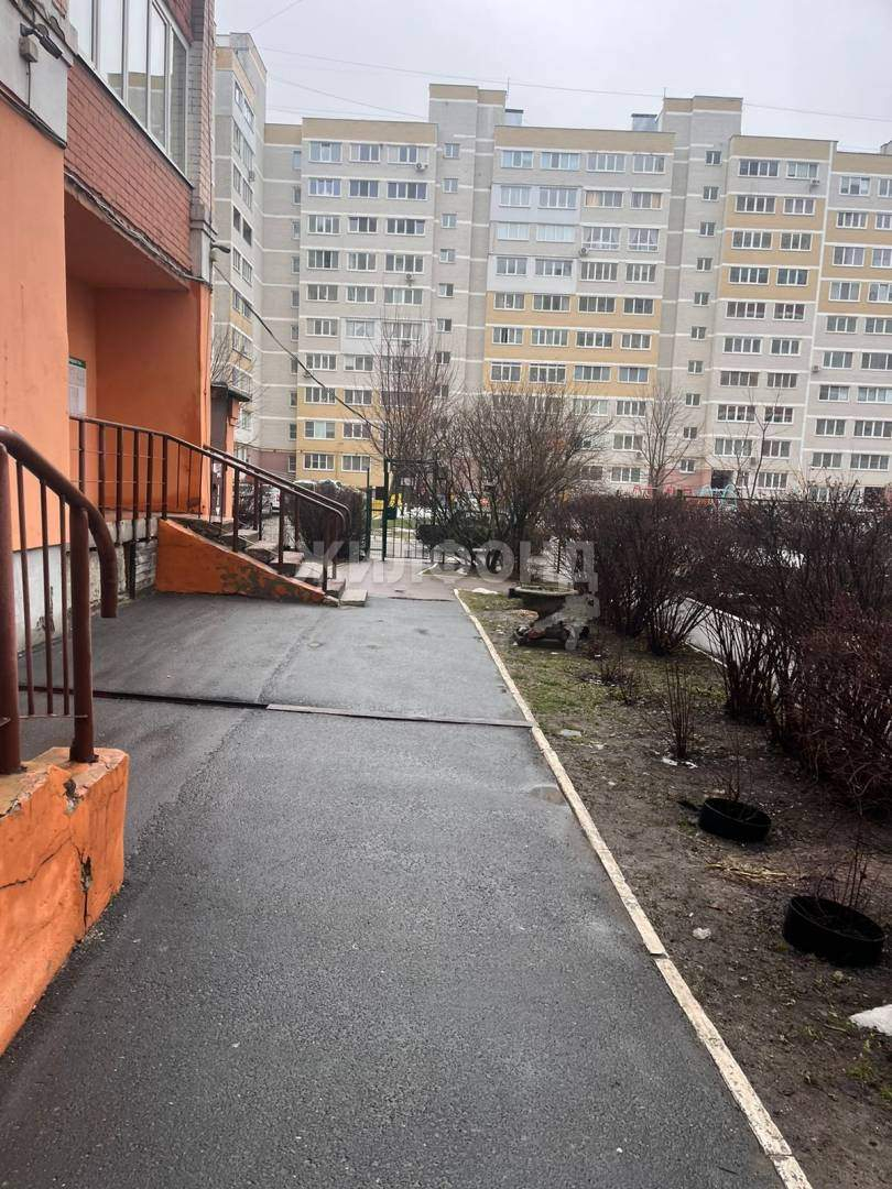 Квартира на продажу в Брянске, Бежицкая улица, 1/4 фото №21