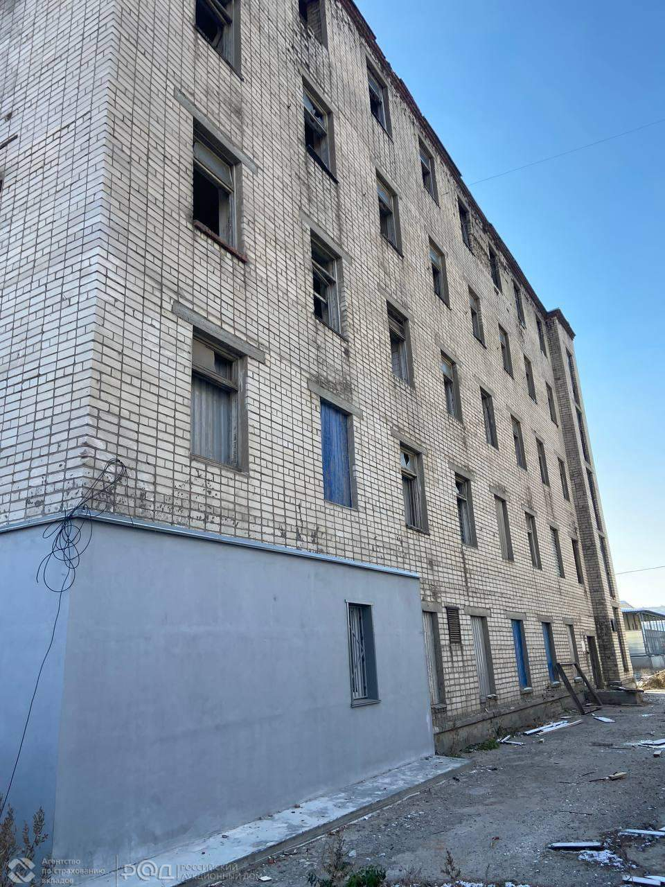 Продам офис 675.8 м.кв.