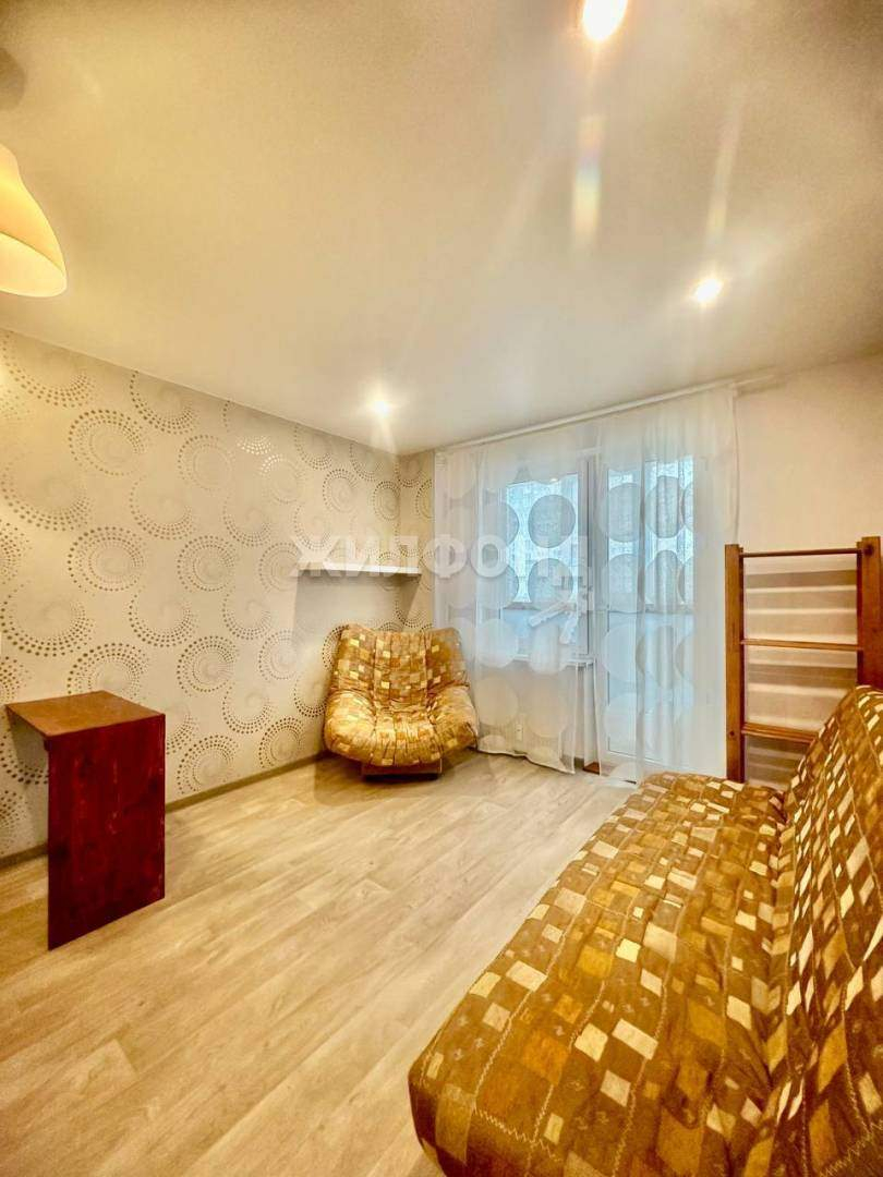 Квартира на продажу в Тольятте, 40 лет Победы улица, 43Д фото №1