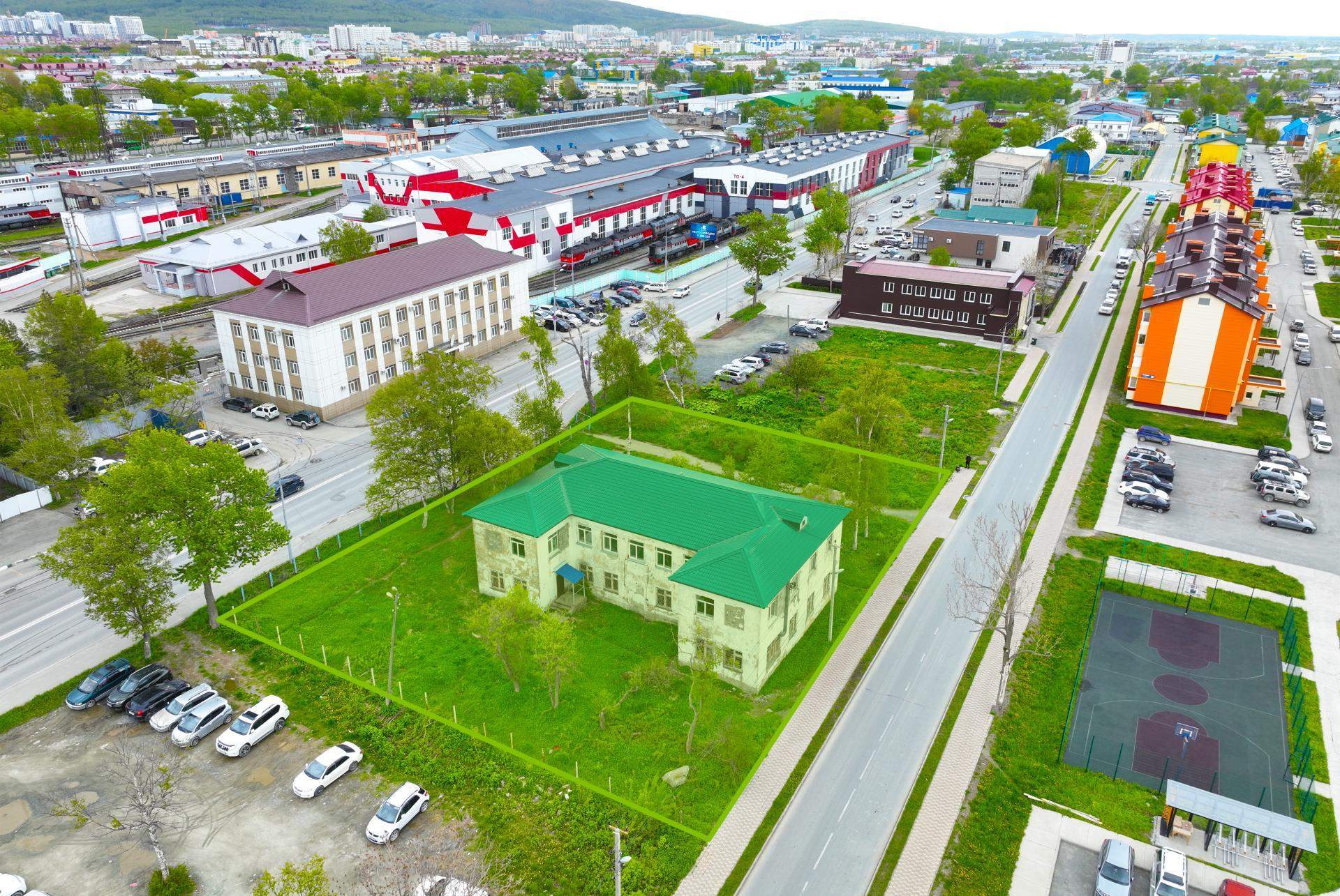 Продам торговое помещение 552.7 м.кв.
