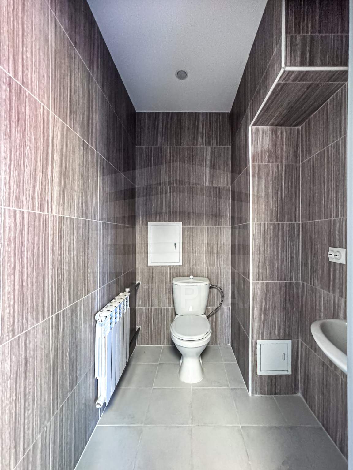 Продам помещение свободного назначения 12.3 м.кв.