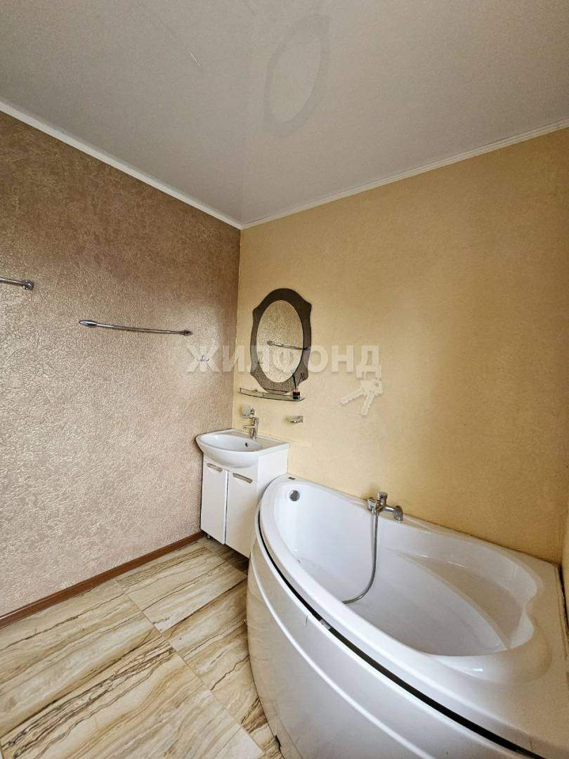 Дом на продажу в Брянске, Карачижская улица фото №22