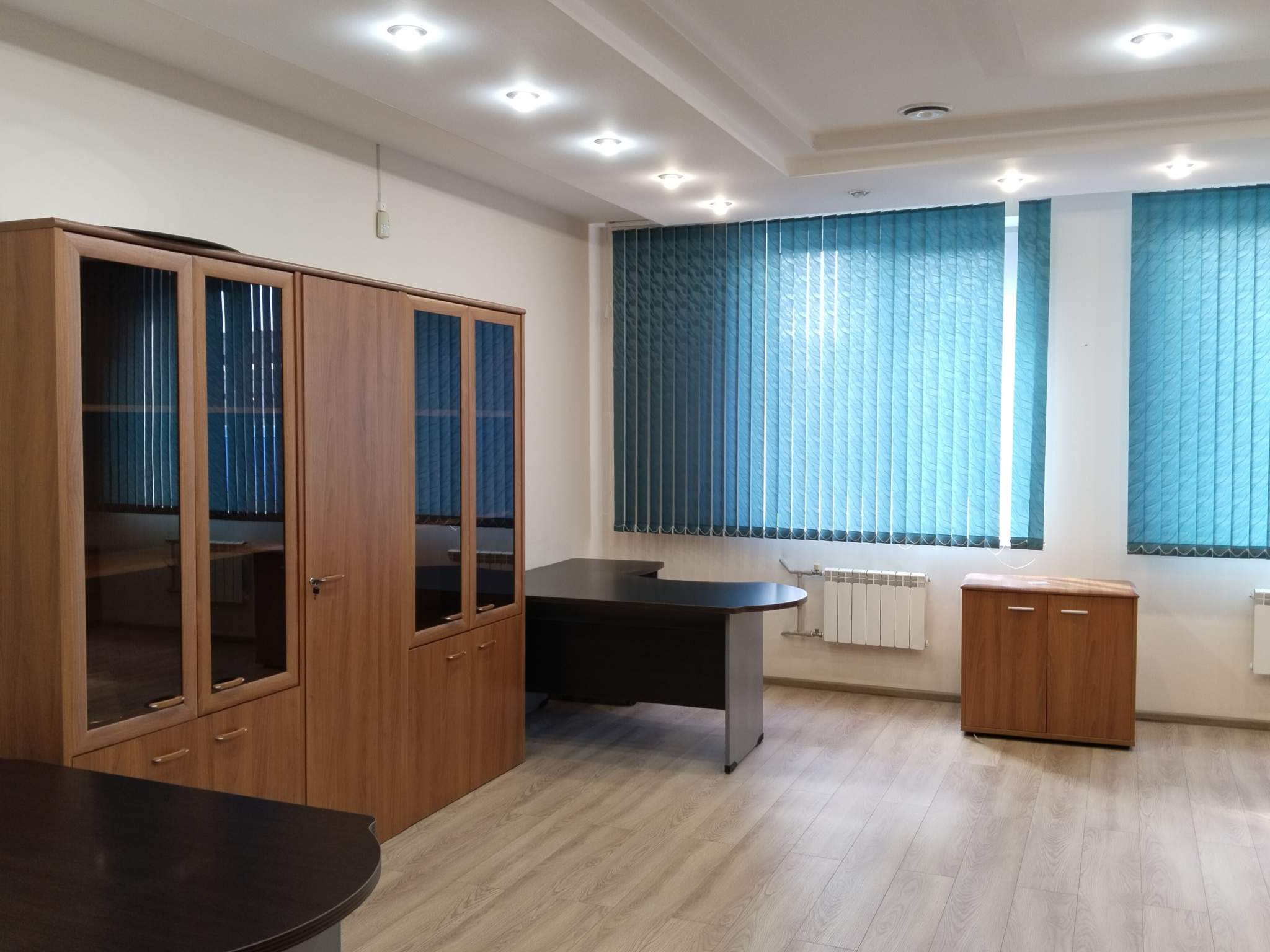 Сдам в аренду офис 1500 м.кв.