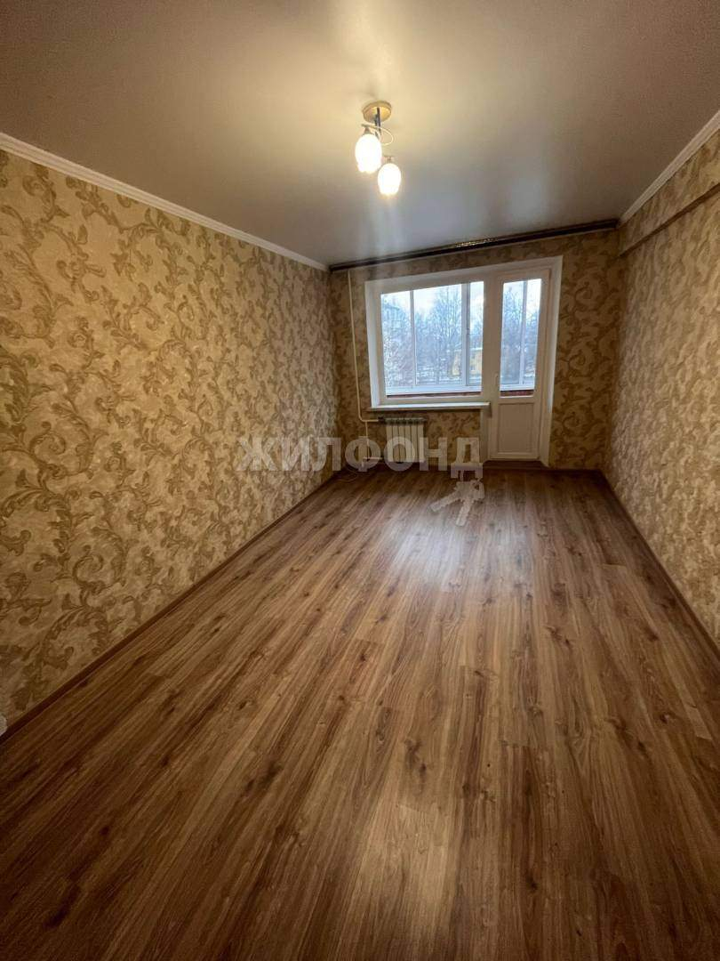 Квартира на продажу в Брянске, Ново-Советская улица, 97А фото №0