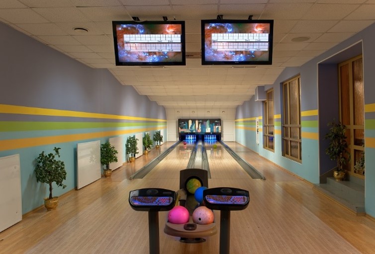 Продам помещение свободного назначения 3715.6 м.кв.