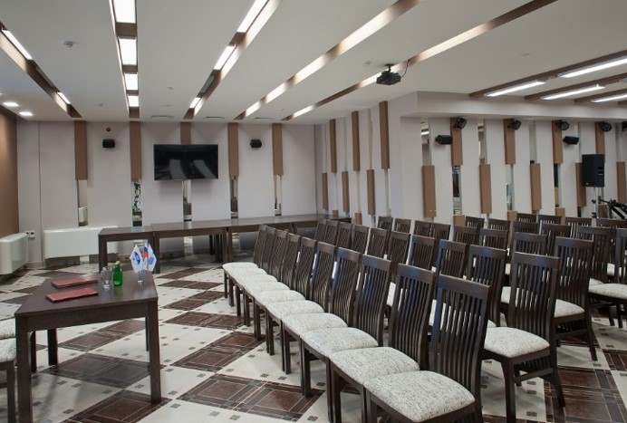 Продам помещение свободного назначения 3715.6 м.кв.